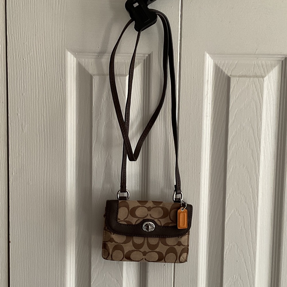 Coach Signature Dylan Canvas w/ Leather Trim Crossbody Wallet in Khaki